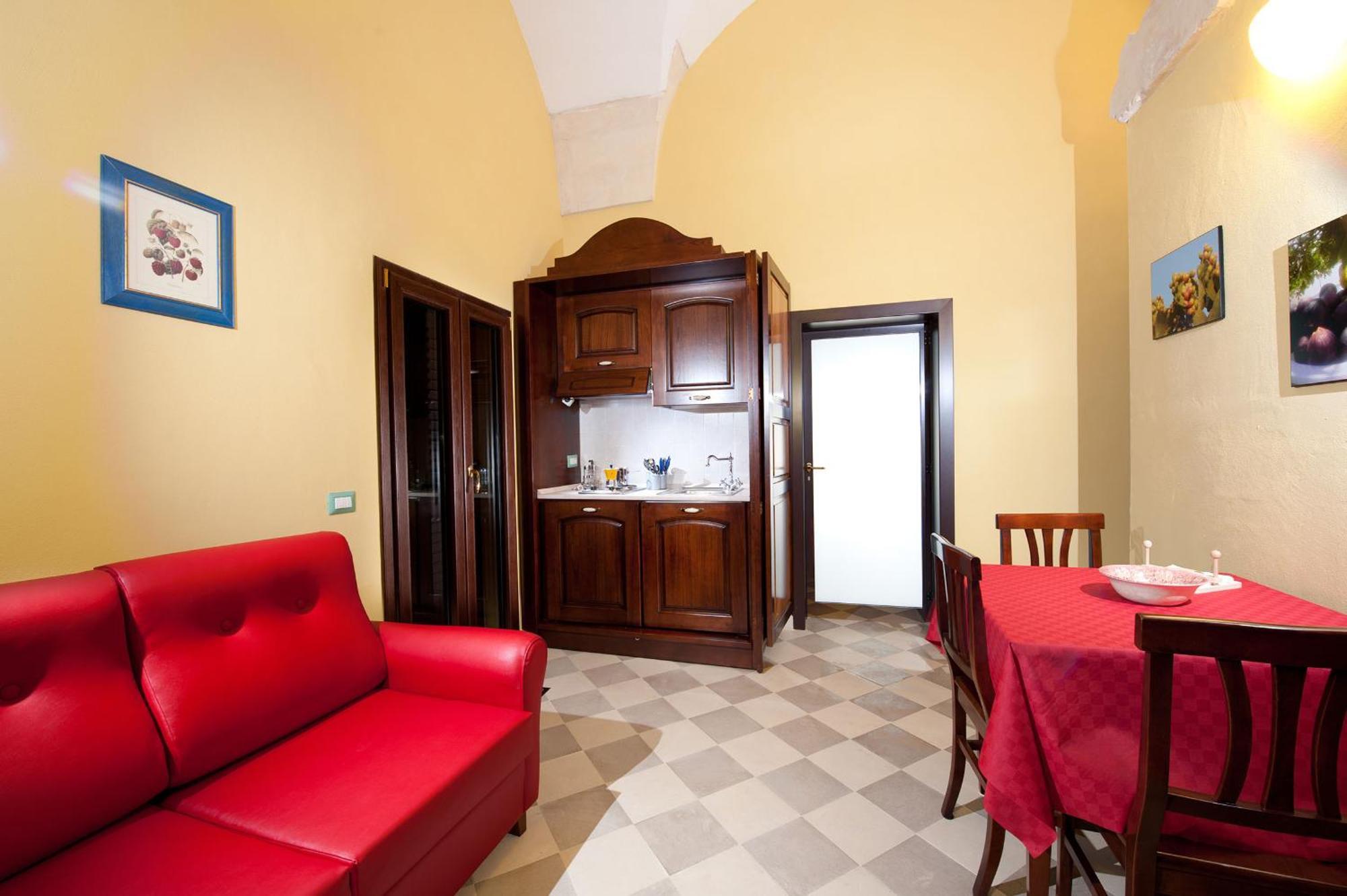 Residenza Pizziniaco Bed & Breakfast *